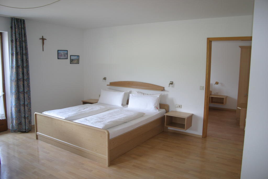 Gaestehaus Elisabeth Schwangau Kamer foto